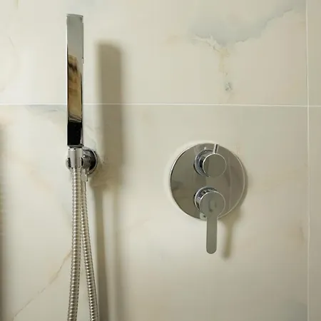 Hotel Azure Sea View *