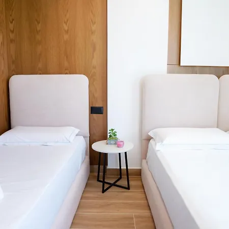 Azure Sea View Hotel Durrës