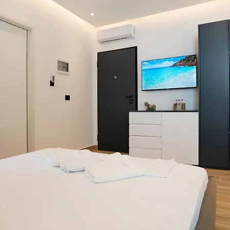 Hotel Azure Sea View *