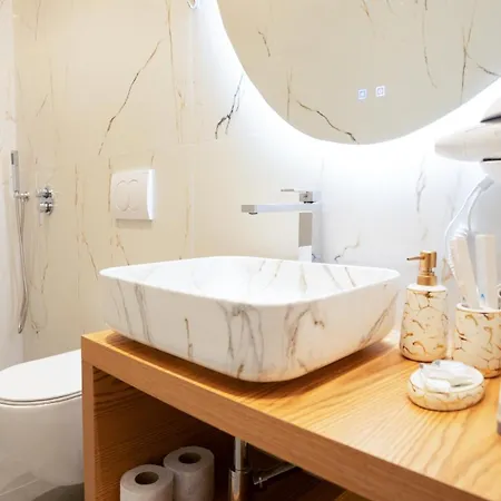 Azure Sea View Hotel Durrës