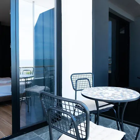 Azure Sea View * Durrës