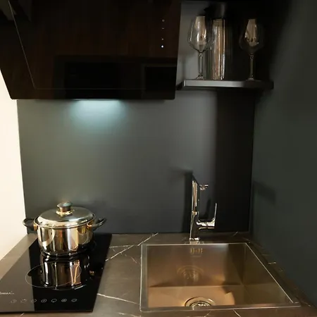 Hotel Azure Sea View *