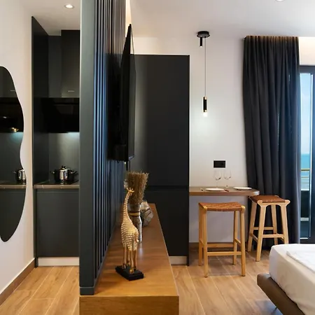 Hotel Azure Sea View *
