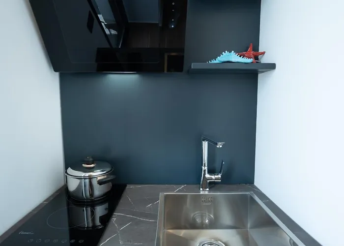 Azure Sea View Ξενοδοχείο *