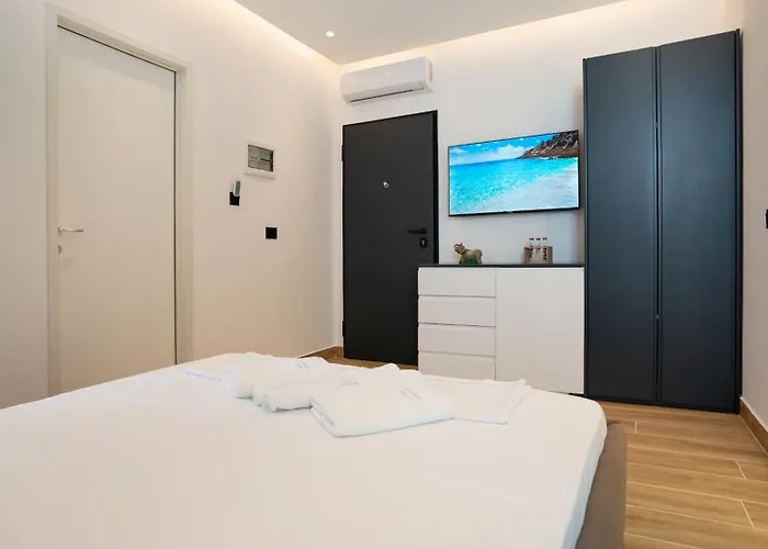Hotel Azure Sea View *