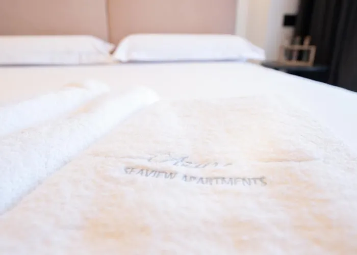 Ξενοδοχείο Azure Sea View *