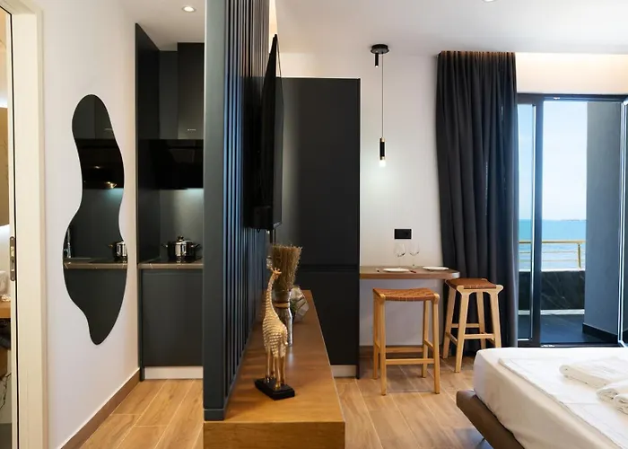 Ξενοδοχείο Azure Sea View *