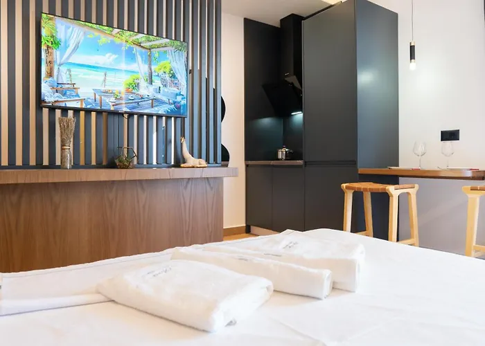 Hotel Azure Sea View
